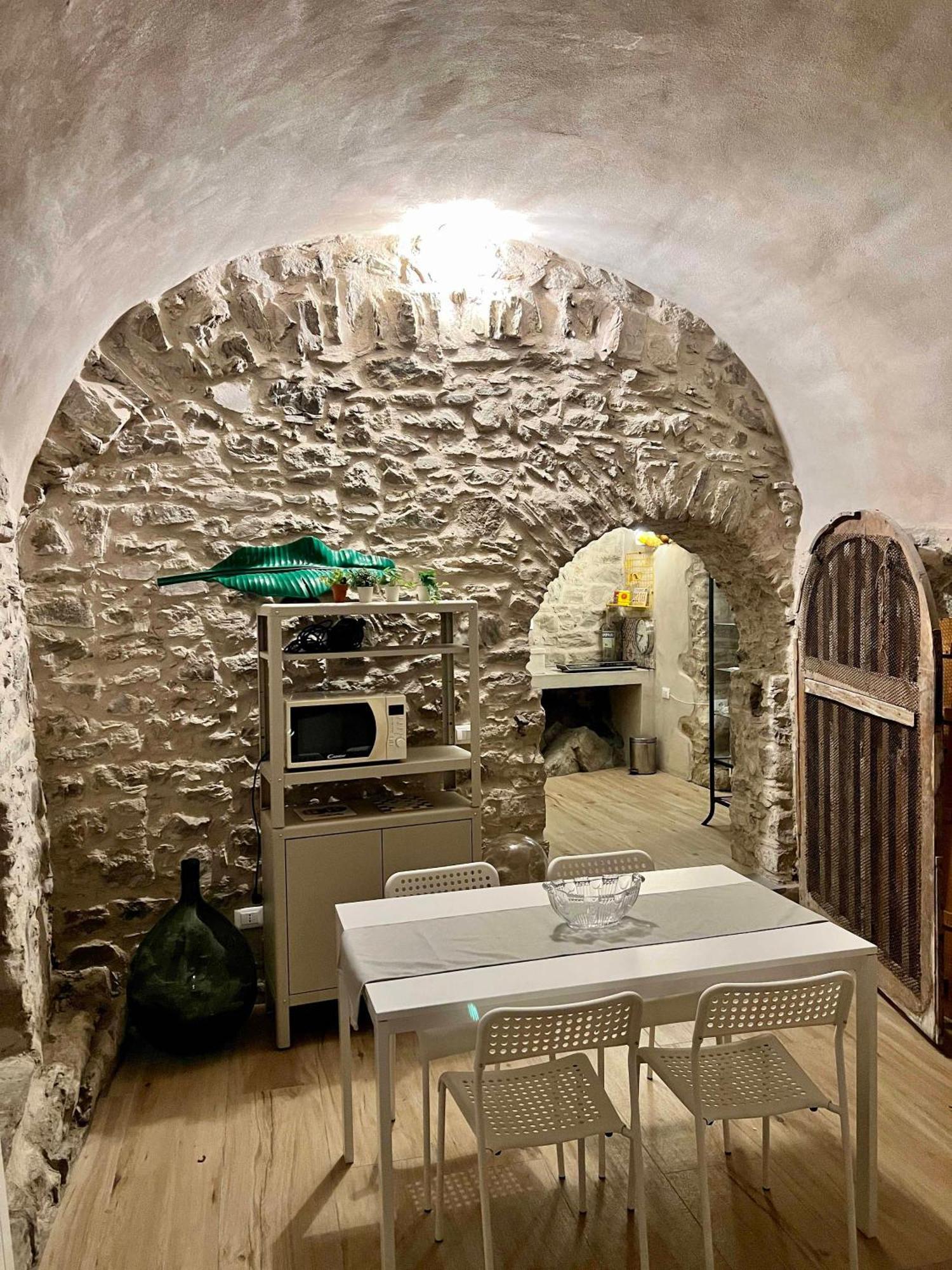 Apartamento La Finestra Di Dante Mulazzo Exterior foto